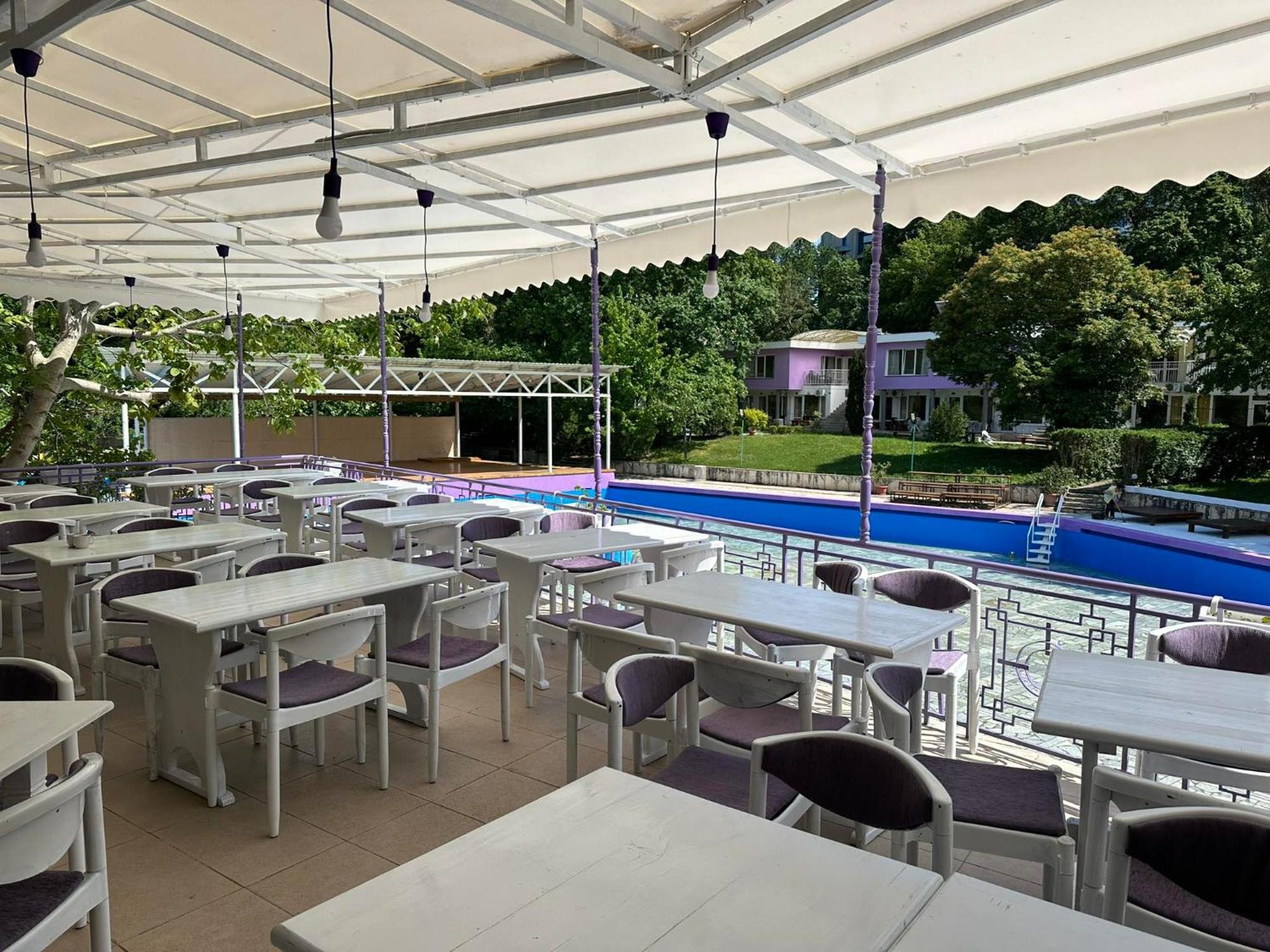 Хотел Рива Golden Sands Ngoại thất bức ảnh