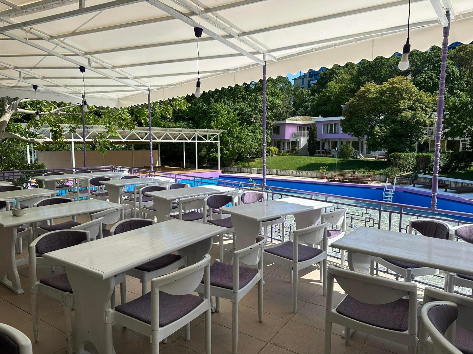 Хотел Рива Golden Sands Ngoại thất bức ảnh