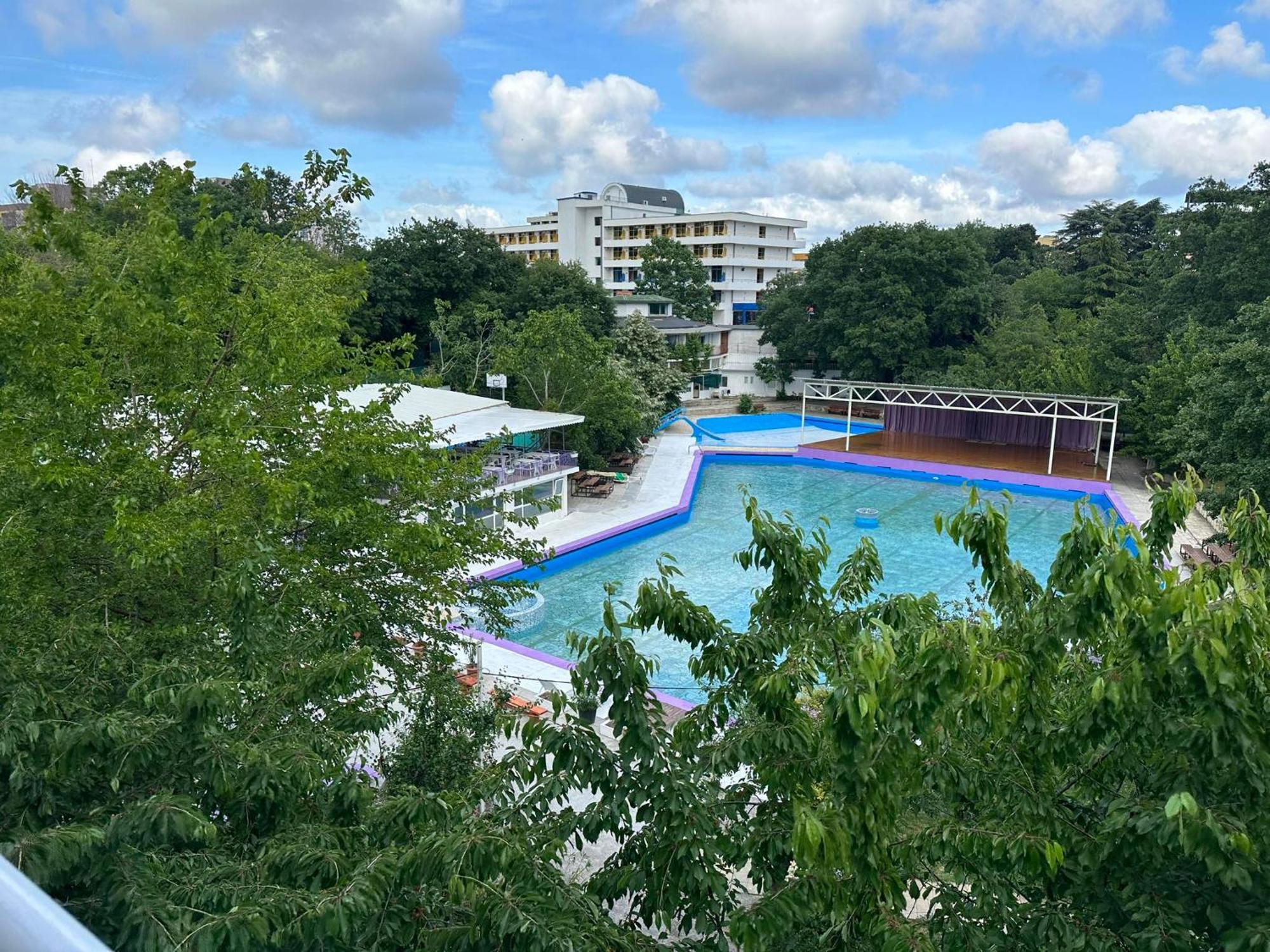 Хотел Рива Golden Sands Ngoại thất bức ảnh