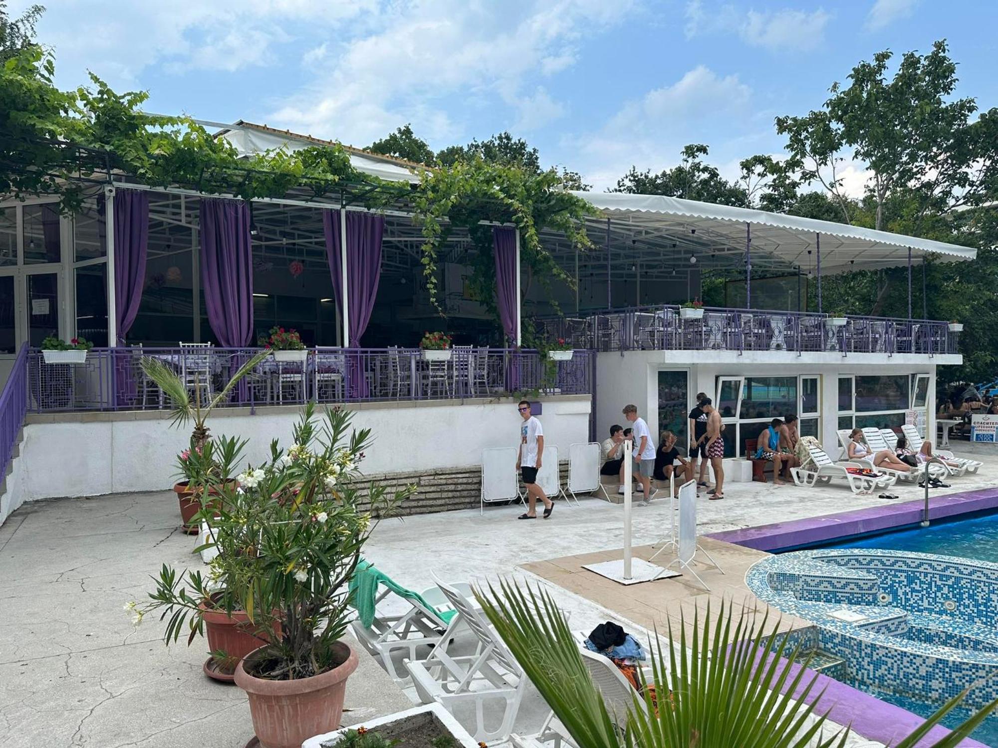 Хотел Рива Golden Sands Ngoại thất bức ảnh